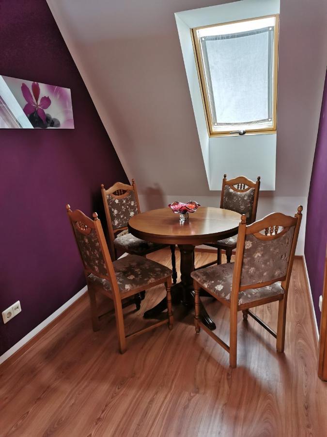 Monteur- Und Ferienwohnung In Hainichen - Obergeschoss Oder Dachgeschoss - Familie Weber Bockendorf Екстер'єр фото